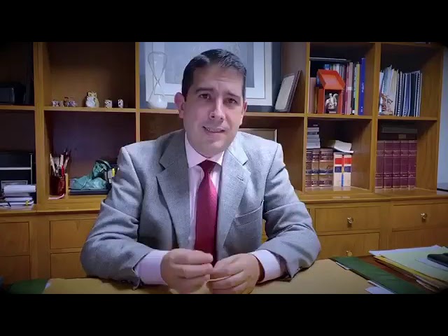 que hace un notario publico